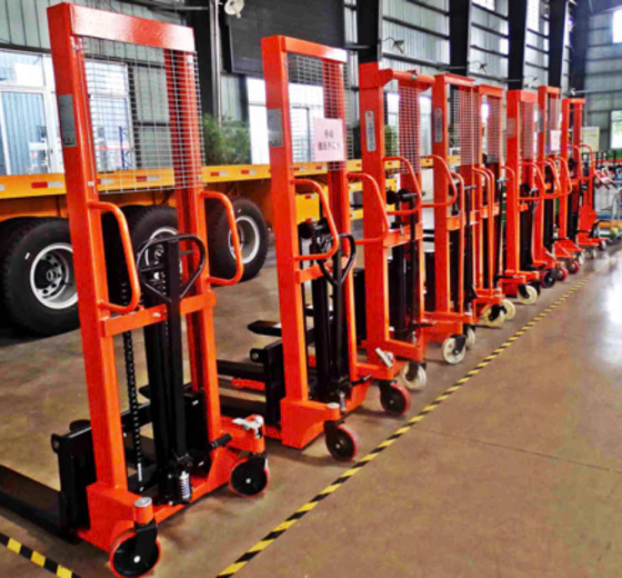 Xe Nâng Tay #0011