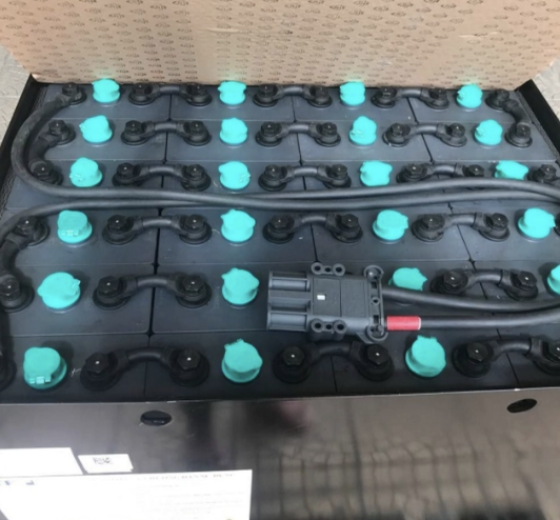 Bình ắc quy xe nâng điện 